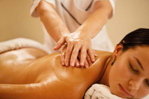 2. Full Body Relaxing Thai Oil Massage